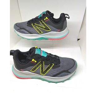 New Balance Nitrel v4 Trail Shoes Womens 7.5 Grey Black Excellent WTNTRLC4